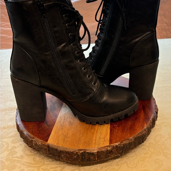 Tough up high heel ankle boot - Picture 2 of 2